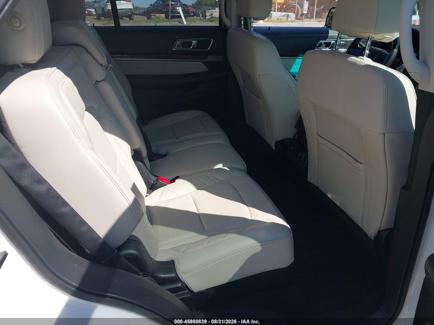2016 FORD EXPLORER auction photo 8