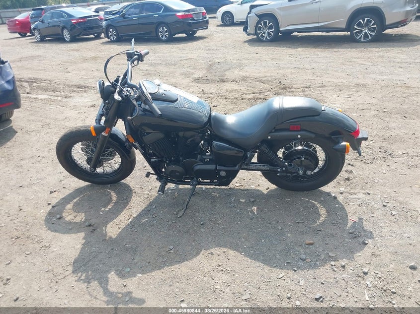 HONDA VT750 2015