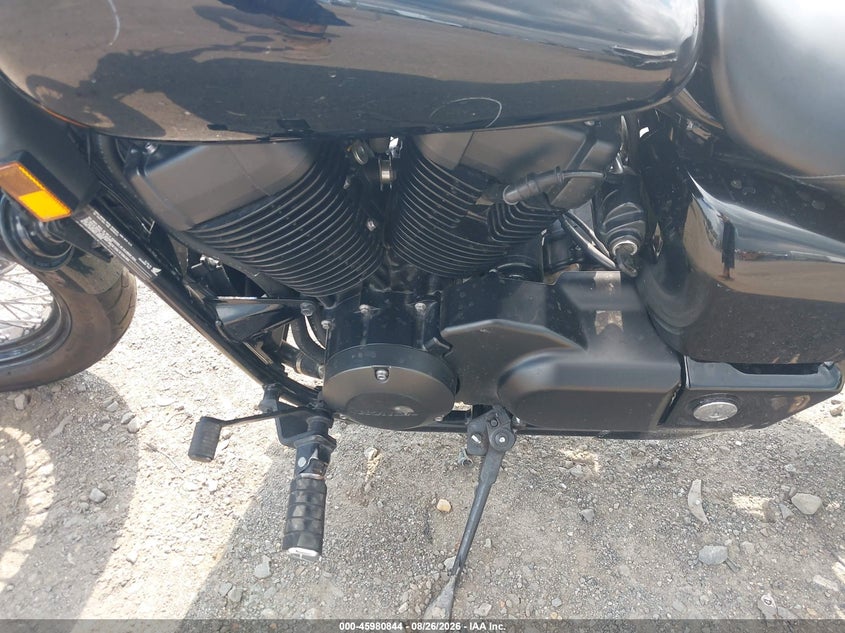 HONDA VT750 2015