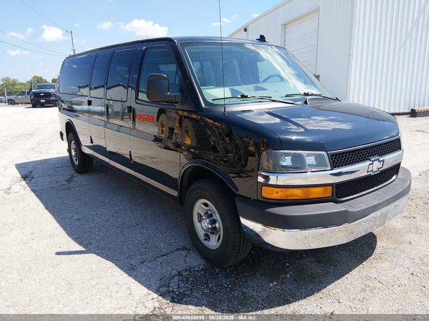 Vin: 1gazgpff2h1268425, lot: 46480138, chevrolet express 3500 lt 2017 img_1