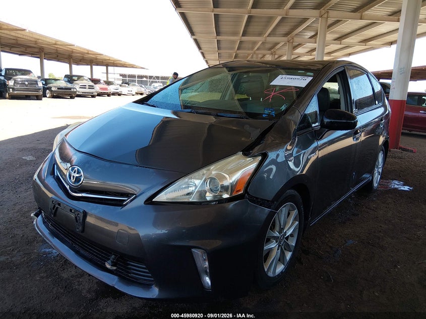 Vin: jtdzn3eu9d3231005, lot: 46480160, toyota prius v three 20132