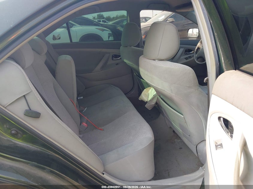 2011 TOYOTA CAMRY auction photo 8