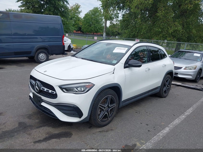 MERCEDES-BENZ GLA 250 - zdjęcie 2