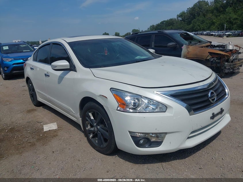2015 NISSAN ALTIMA auction photo 1