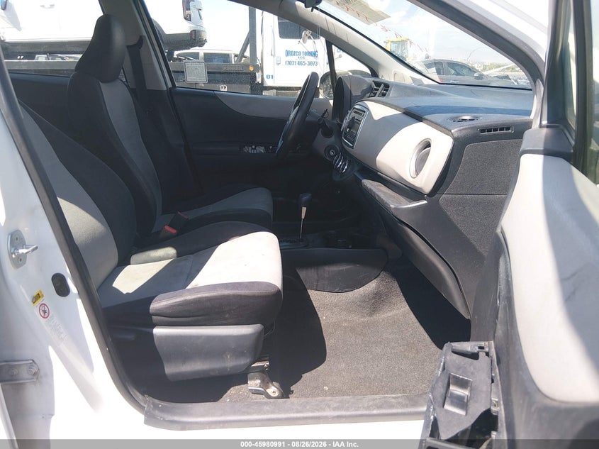 2013 TOYOTA YARIS auction photo 5