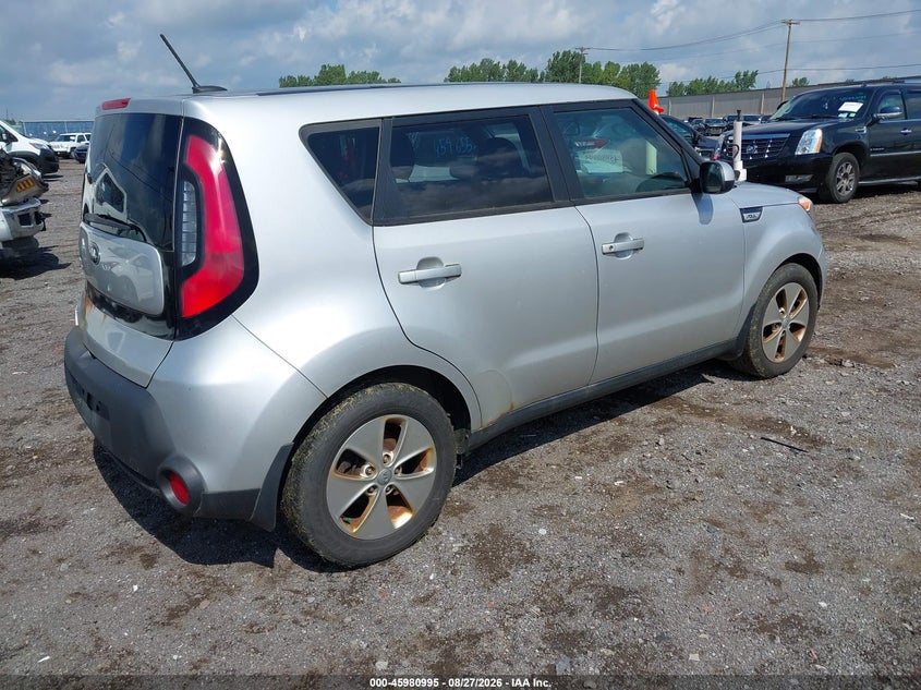 2016 KIA SOUL auction photo 4
