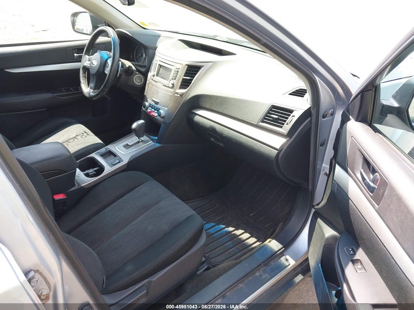 2014 SUBARU OUTBACK auction photo 5