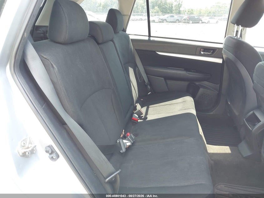 2014 SUBARU OUTBACK auction photo 8