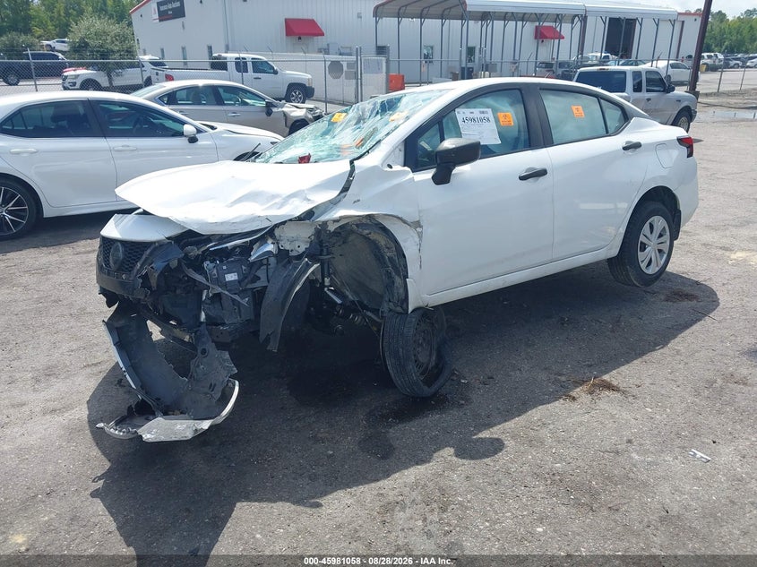 2021 Nissan Versa, Biohazard, IAAI, VIN 3N1CN8DV4ML817731 — photo 2