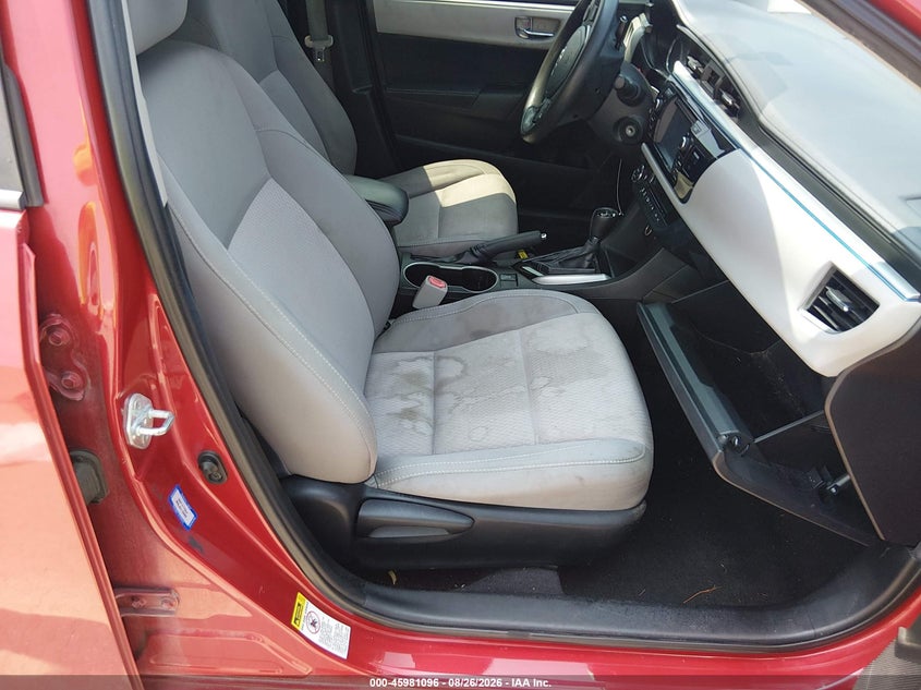 2015 TOYOTA COROLLA auction photo 5