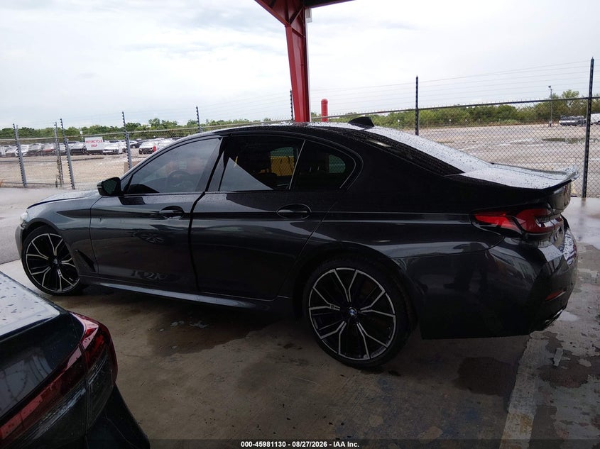 2021 BMW M550I XDRIVE · Фото 14