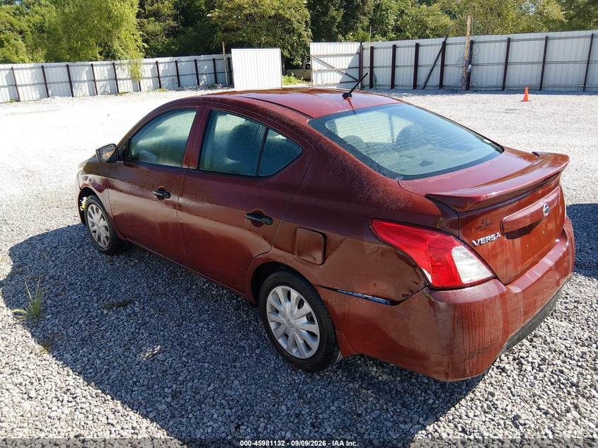 2017 NISSAN VERSA auction photo 3