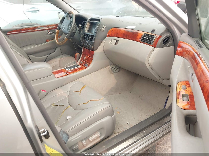2005 LEXUS LS 430 auction photo 5