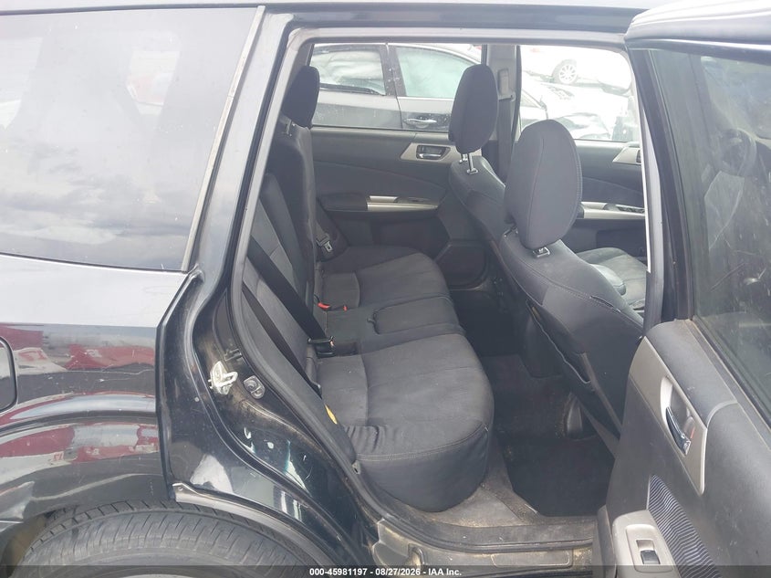 2010 SUBARU FORESTER auction photo 8