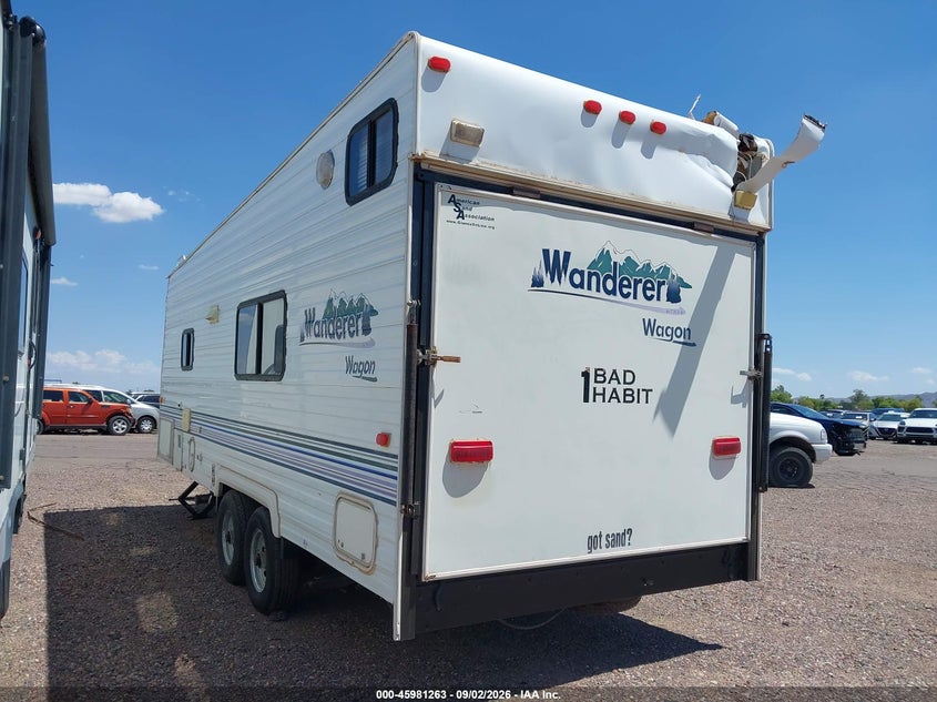 2000 WANDERER BY THOR IND WAGON TOY HAULER auction photo 3