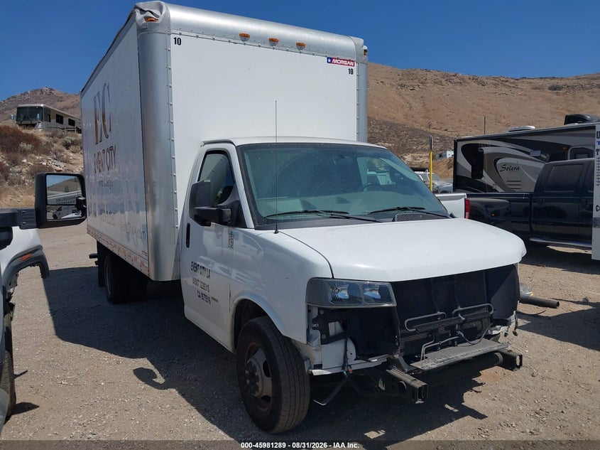 2018 CHEVROLET EXPRESS CUTAWAY auction photo 1