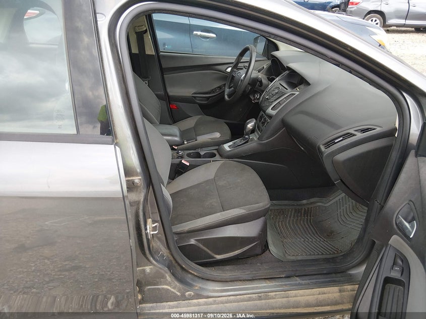 2012 FORD FOCUS auction photo 5