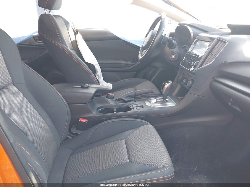 2018 SUBARU CROSSTREK auction photo 5