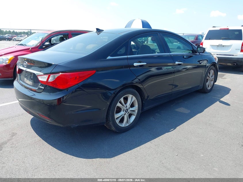 2013 HYUNDAI SONATA auction photo 4