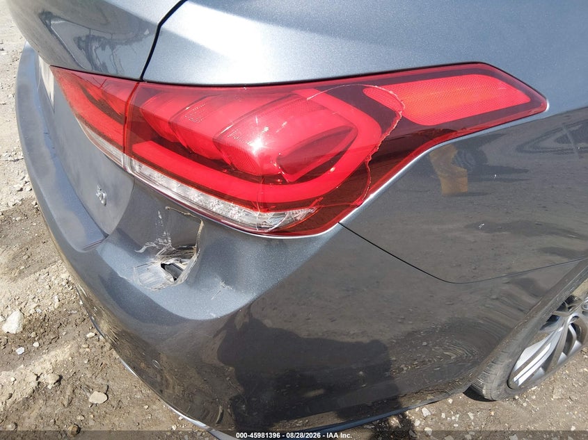 HYUNDAI GENESIS 2015 VIN KMHGN4JF6FU072764