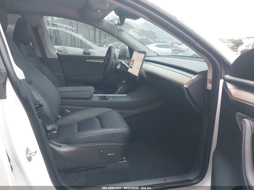 TESLA MODEL Y 2023 VIN 7SAYGDEFXPF708340