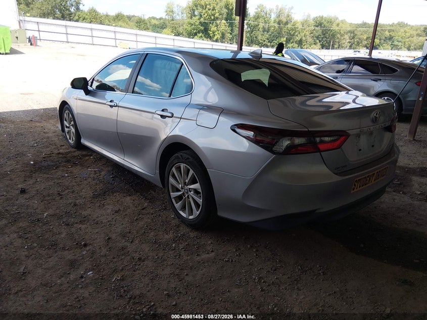 TOYOTA CAMRY - zdjęcie 3