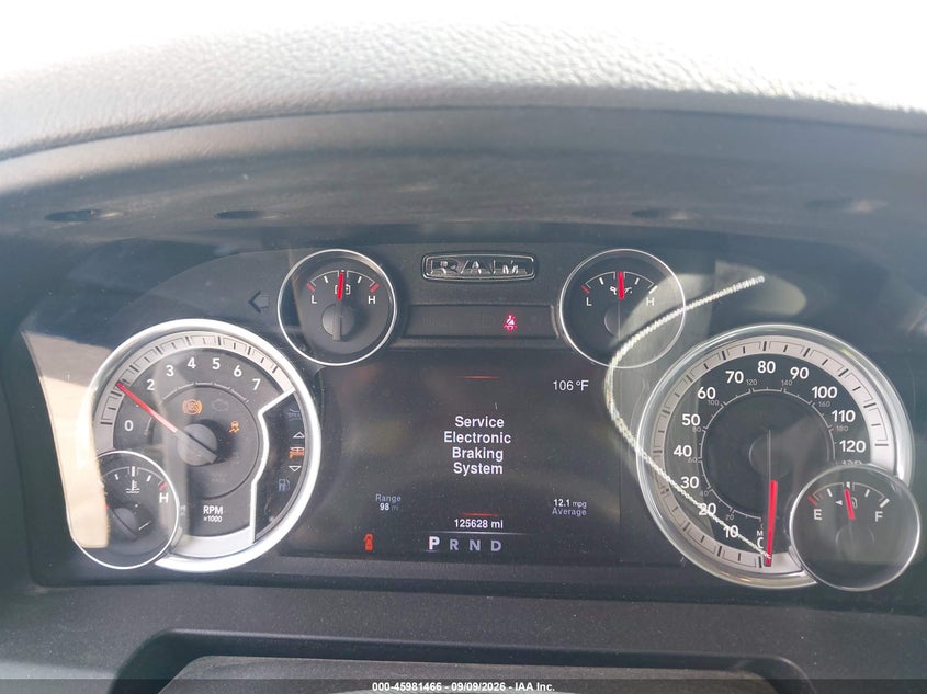 2016 RAM 1500 auction photo 7