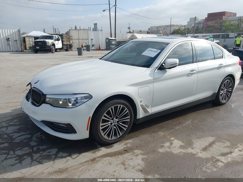 2018 BMW 530E — zdjęcie 2