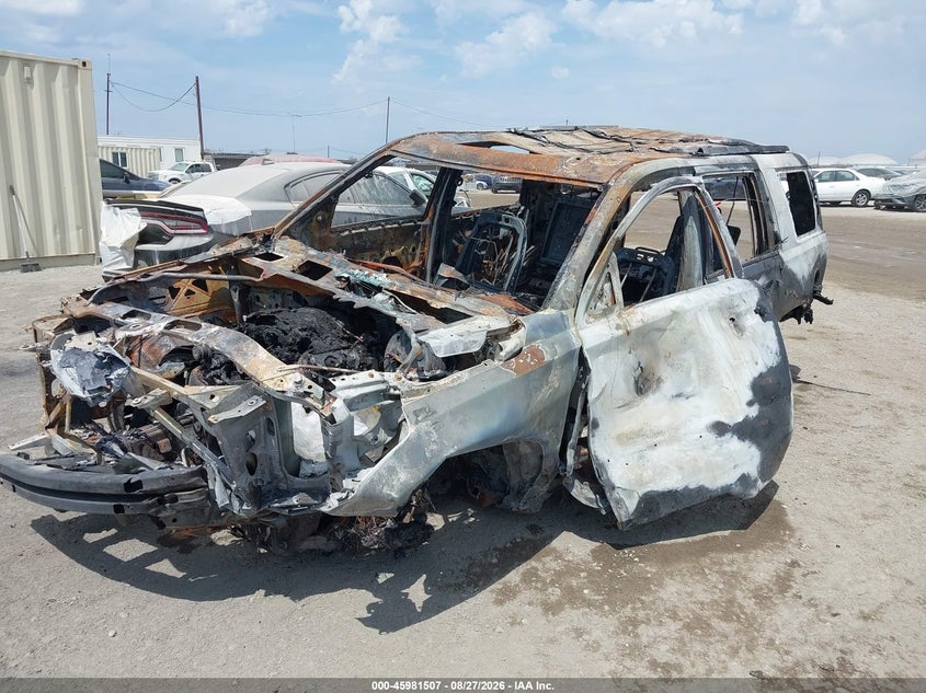 2016 Cadillac Escalade, Total Burn, IAAI, VIN 1GYS4BKJ6GR245271 — photo 2