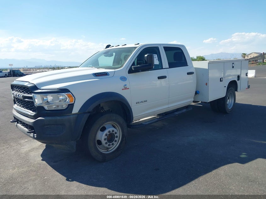 2019 RAM 5500 CHASSIS auction photo 2