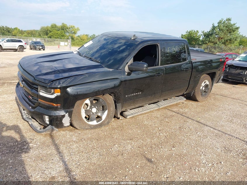 2018 Chevrolet Silverado, Front End, IAAI, VIN 3GCUKREC3JG156677 — photo 2