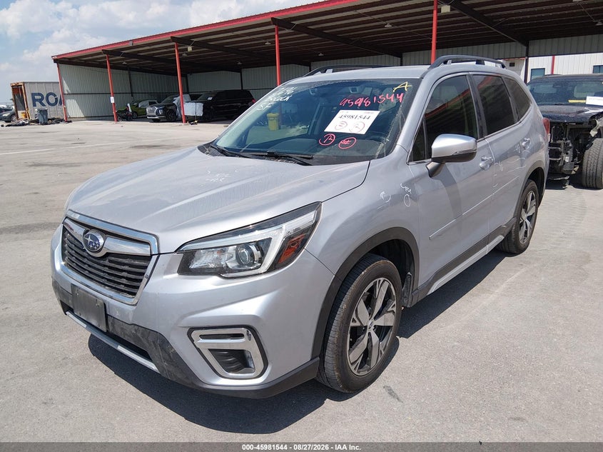 2020 Subaru Forester, Left Side, IAAI, VIN JF2SKAXC1LH537038 — photo 2