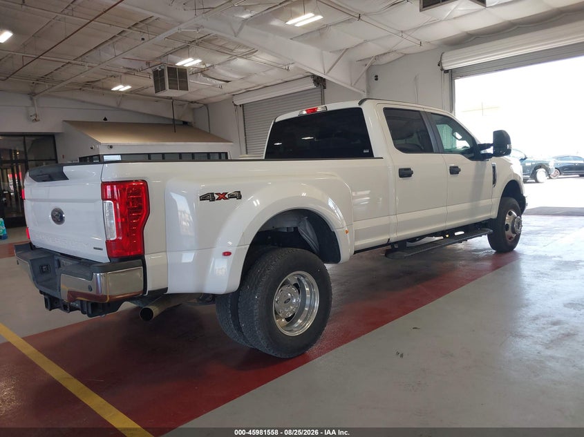 2017 FORD F-350 auction photo 4