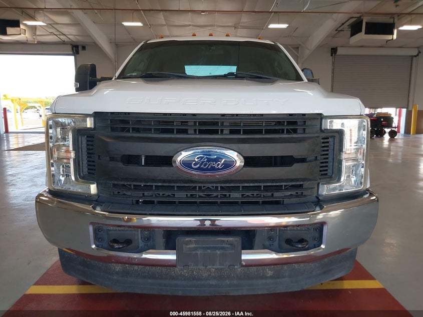 2017 FORD F-350 auction photo 6