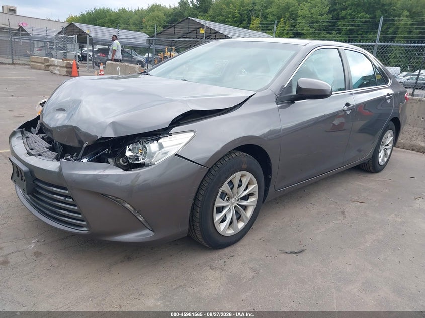 2017 Toyota Camry, Удар спереди, IAAI, VIN 4T1BF1FK7HU712057 — фото 2