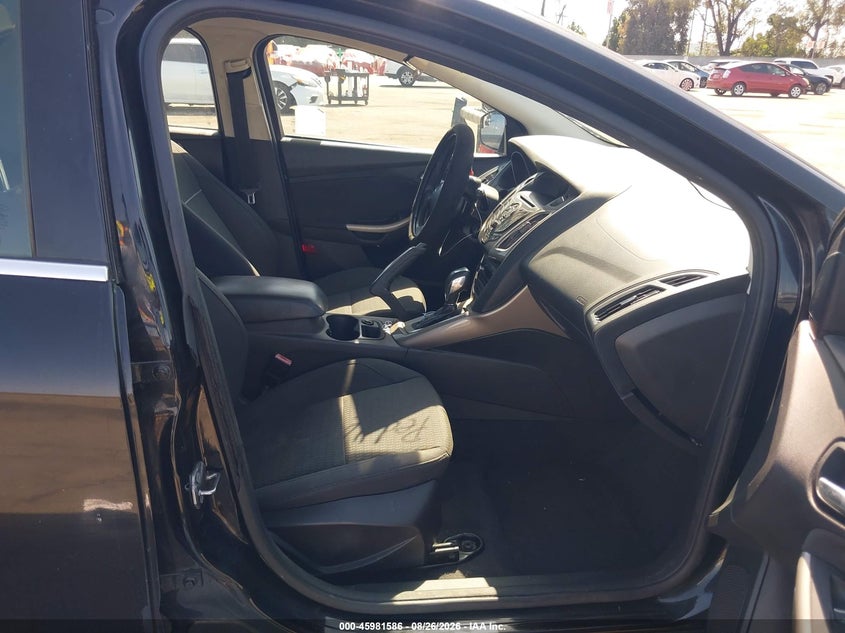2012 FORD FOCUS auction photo 5