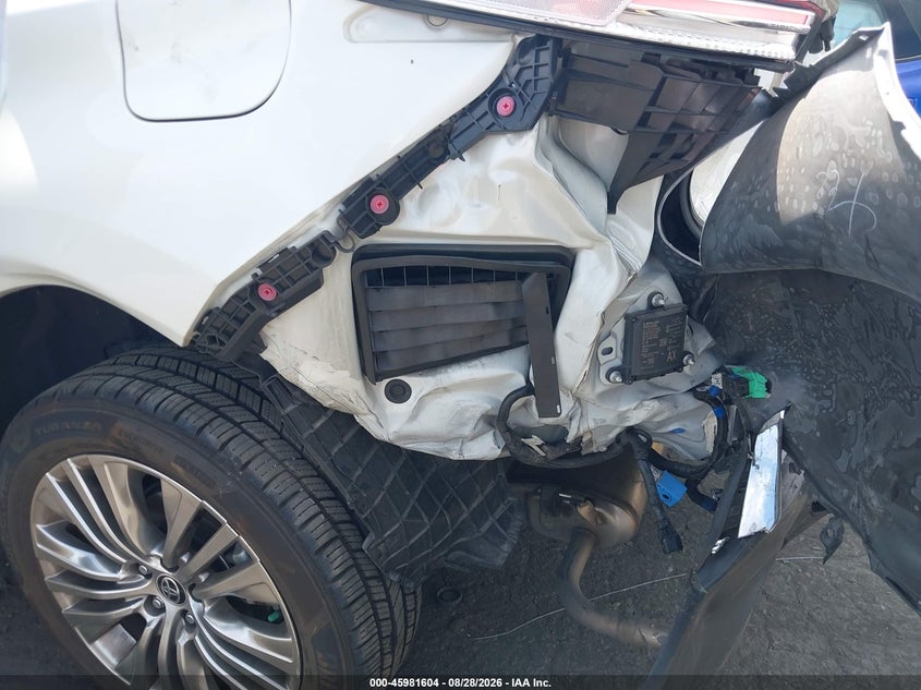 2021 TOYOTA VENZA auction photo 6