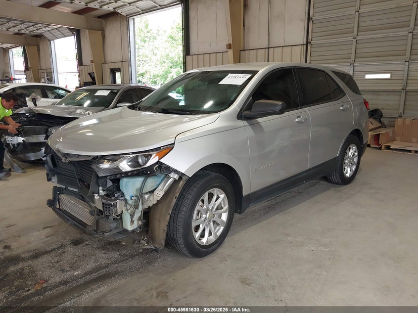 2018 Chevrolet Equinox, Front End, IAAI, VIN 3GNAXHEV4JS567526 — photo 2