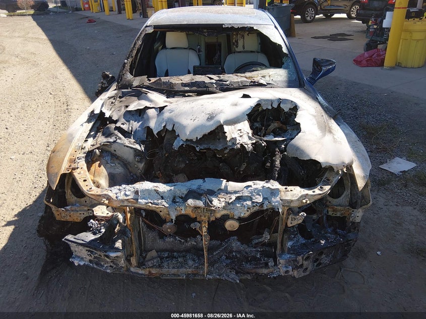 2021 LEXUS IS 350 auction photo 6