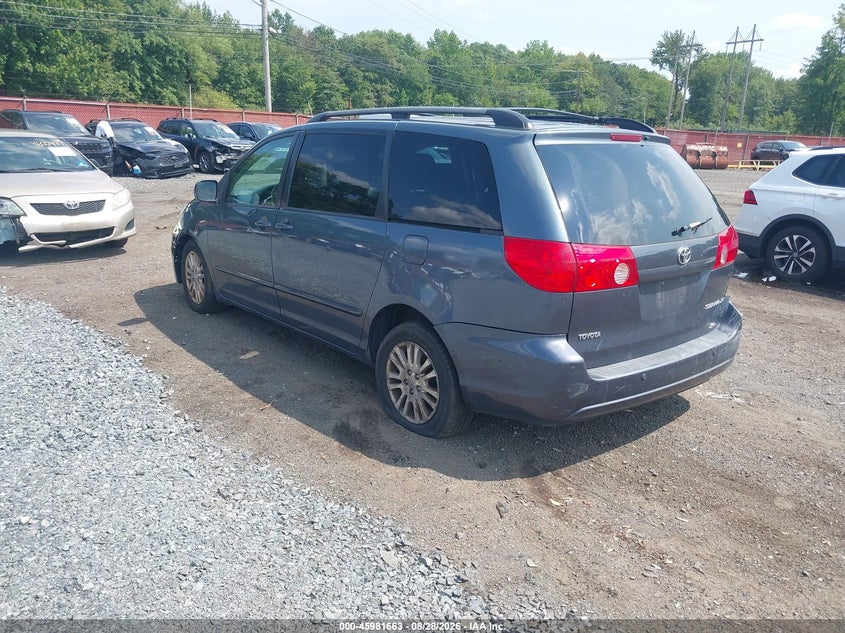 TOYOTA SIENNA 2010 VIN 5TDYK4CC8AS332258