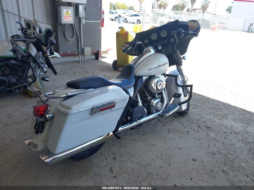 HARLEY-DAVIDSON FLHX 2008