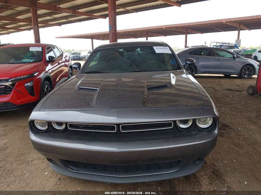 DODGE CHALLENGER - zdjęcie 12