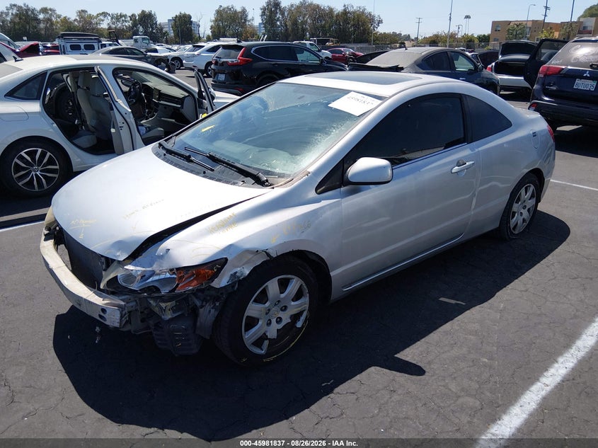 2006 Honda Civic, Front End, IAAI, VIN 2HGFG11876H517172 — photo 2