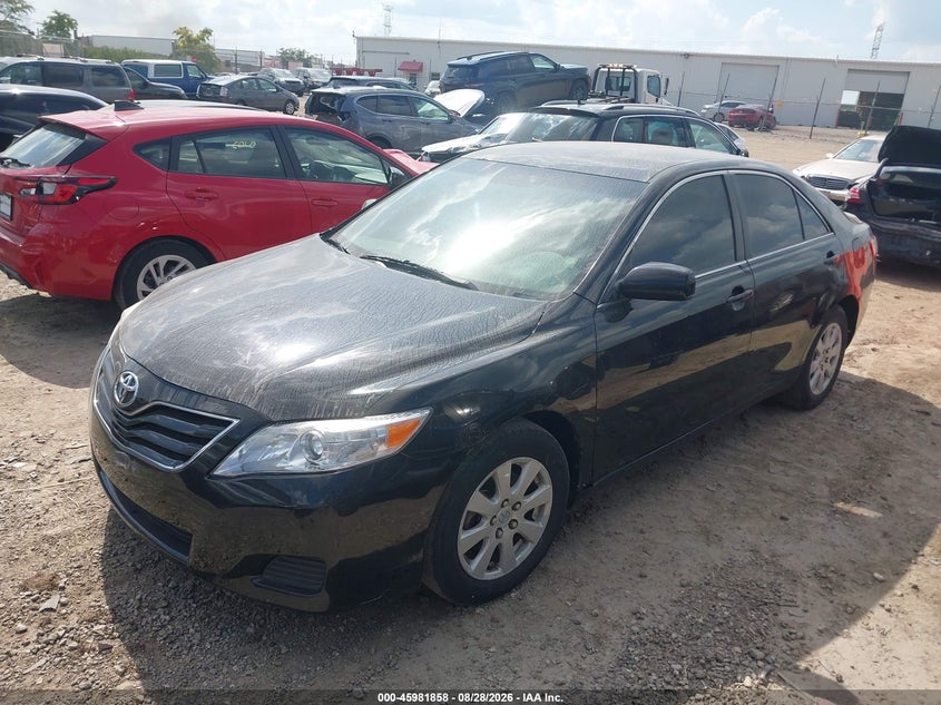 2010 TOYOTA CAMRY auction photo 2