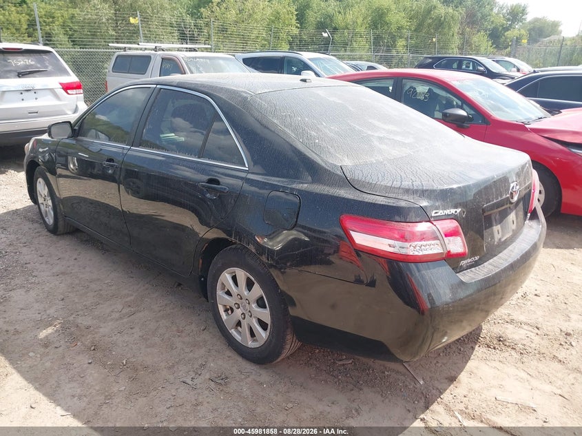 2010 TOYOTA CAMRY auction photo 3