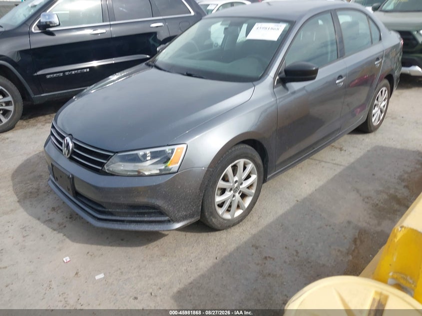 2015 VOLKSWAGEN JETTA auction photo 2