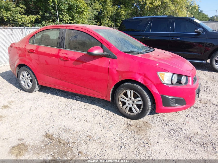 2015 CHEVROLET SONIC auction photo 1