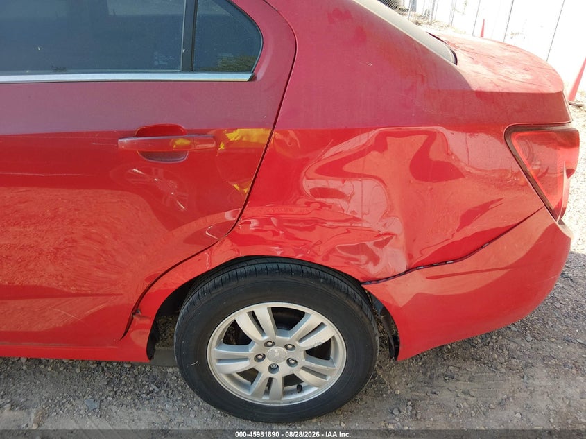 2015 CHEVROLET SONIC auction photo 6