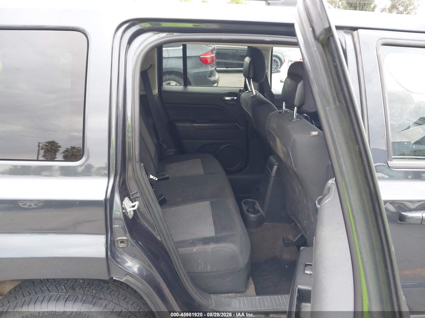 2014 JEEP PATRIOT auction photo 8