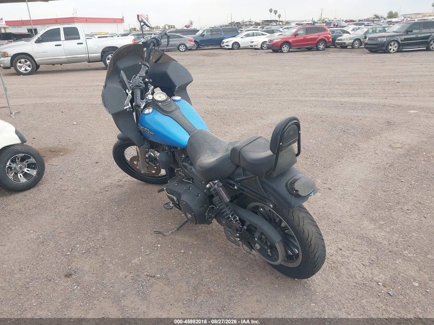 HARLEY-DAVIDSON FXDB 2011